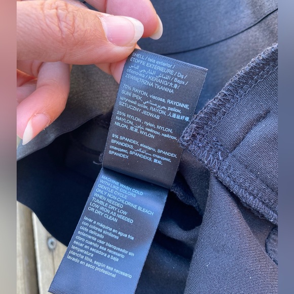 bebe Women's High Rise Black Stretch Leggings Rear Zippered size M - Picture 12 of 12